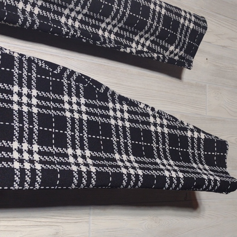 High Waisted B&W Plaid Pants - Picture 6 of 13